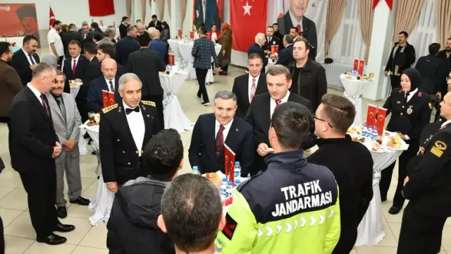 Gümüşhane'de Cumhuriyet'in 103'üncü Yıl Dönümü Resepsiyonu — Fotoğraf 4