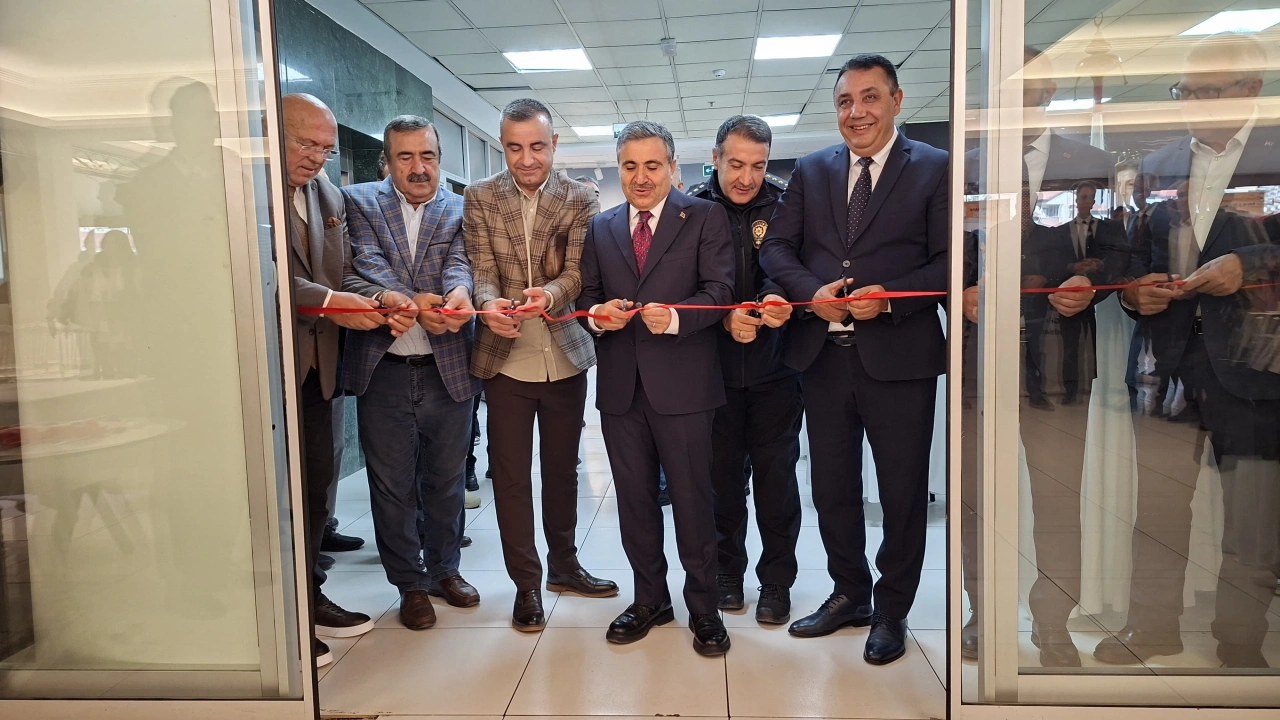 Gümüşhane’de Talat Ülker 3. Kitap Fuarı Kapılarını Açtı