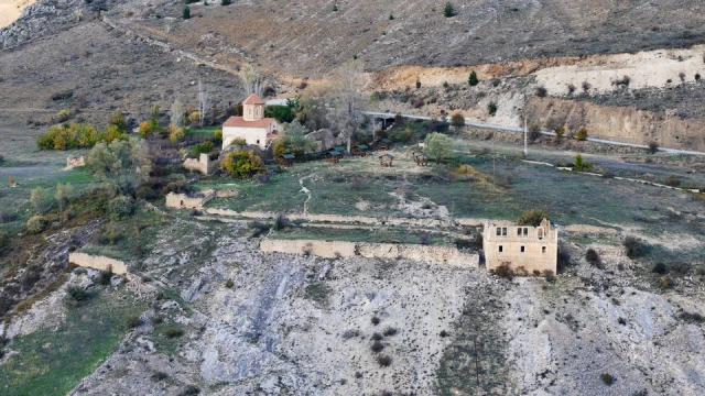 Gümüşhane'nin sonbahar manzaraları görenleri mest ediyor — Fotoğraf 6