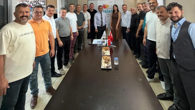 GÜSİAD Bursa Şubesinin Genel Kurulunda Fatih Köse güven tazeledi