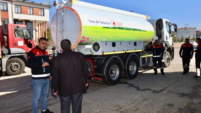 Kelkit Belediyesine Yeni İtfaiye Su Tankeri Kazandırıldı — Fotoğraf 3