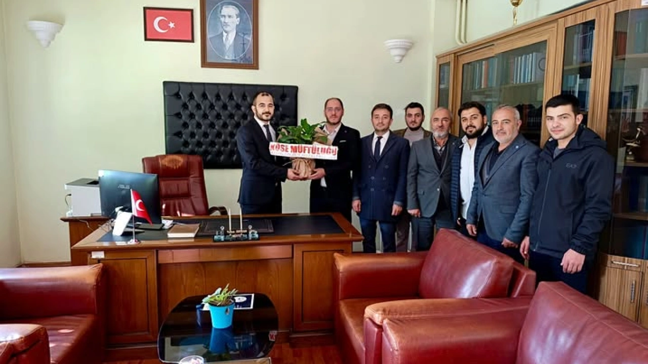 Köse İlçe Müftülüğü Personelinden Müftü Isırkan’a Tebrik Ziyareti