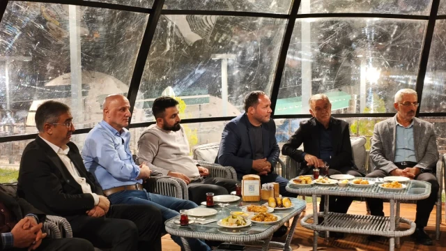 Şehir Sohbetleri’nde Gümüşhane’nin Geleceği Ve Yatırımlar Ele Alındı — Fotoğraf 7