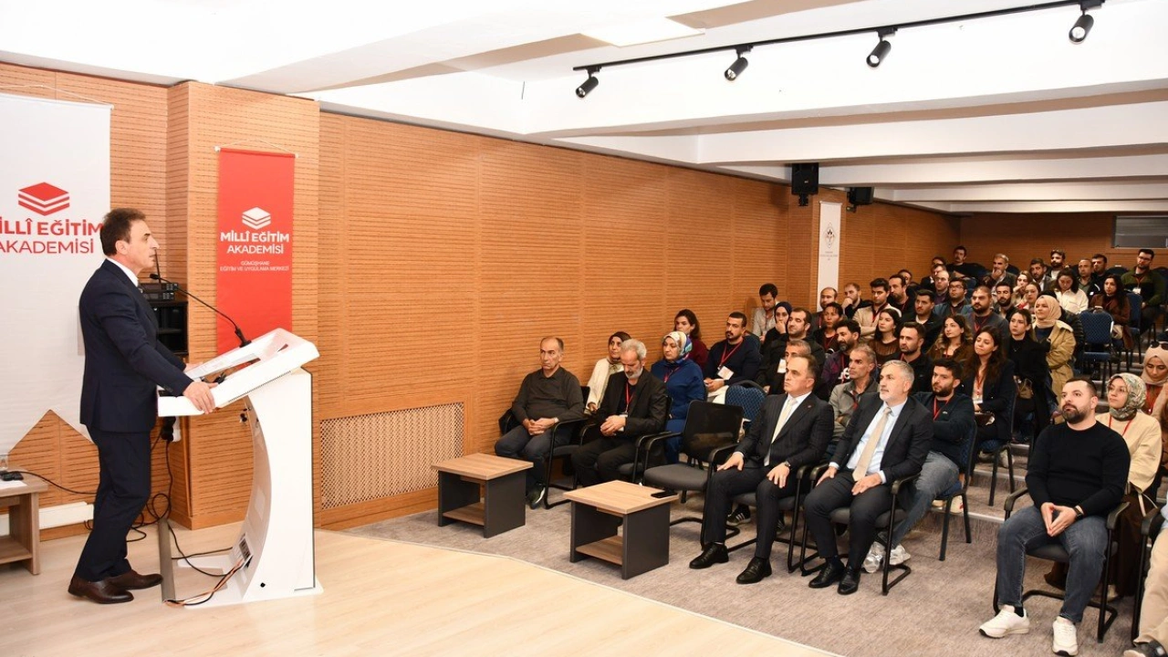 Şener Doğan: “Türkiye Yüzyılı Maarif Modeli Eğitimde Rehberimizdir”