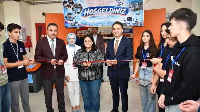 Şiran’da 200 Öğrenci Robotik Teknolojilerle Buluştu — Fotoğraf 3
