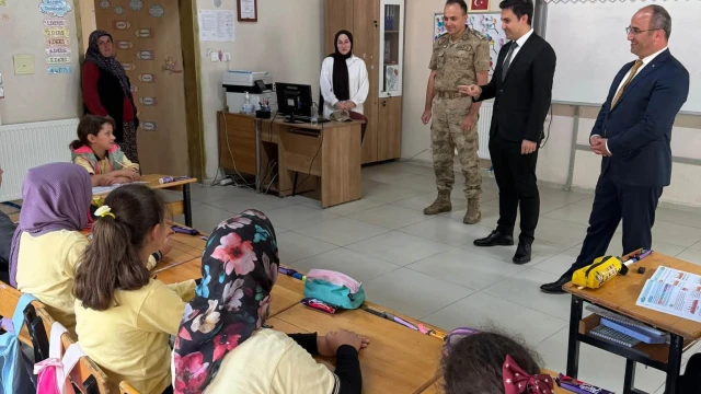 Torul Kaymakamı Çelik’ten Köy Okullarına Yakın Takip — Fotoğraf 1