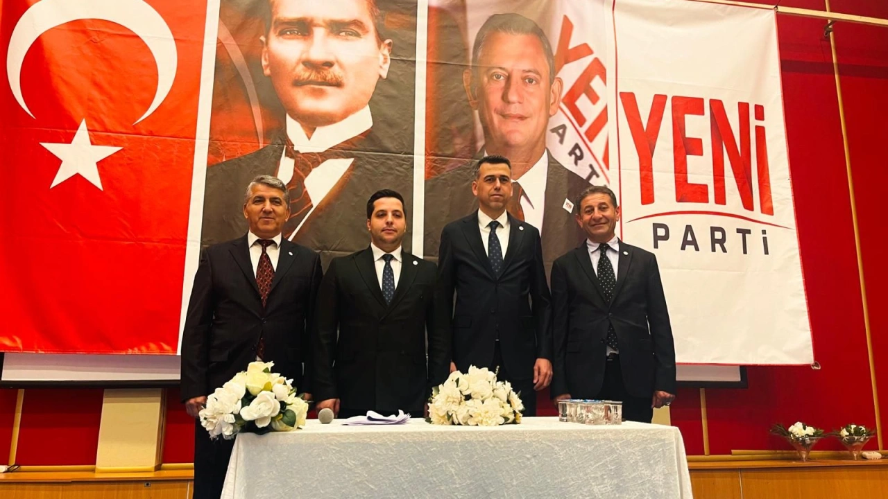 Yeni Parti Gümüşhane’de Kongresini Tamamladı: Özgür Deniz Demir İl Başkanı Seçildi